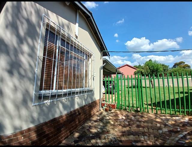 3 BEDROOM HOUSE FOR SALE IN HEIDELBERG EXT 5